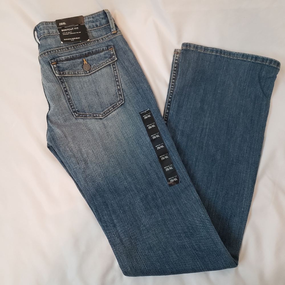 NWT Banana Republic Bootcut Fit jeans